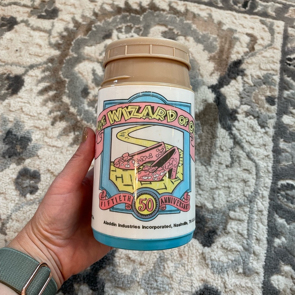 Vintage wizard of oz thermos 50th anniversary